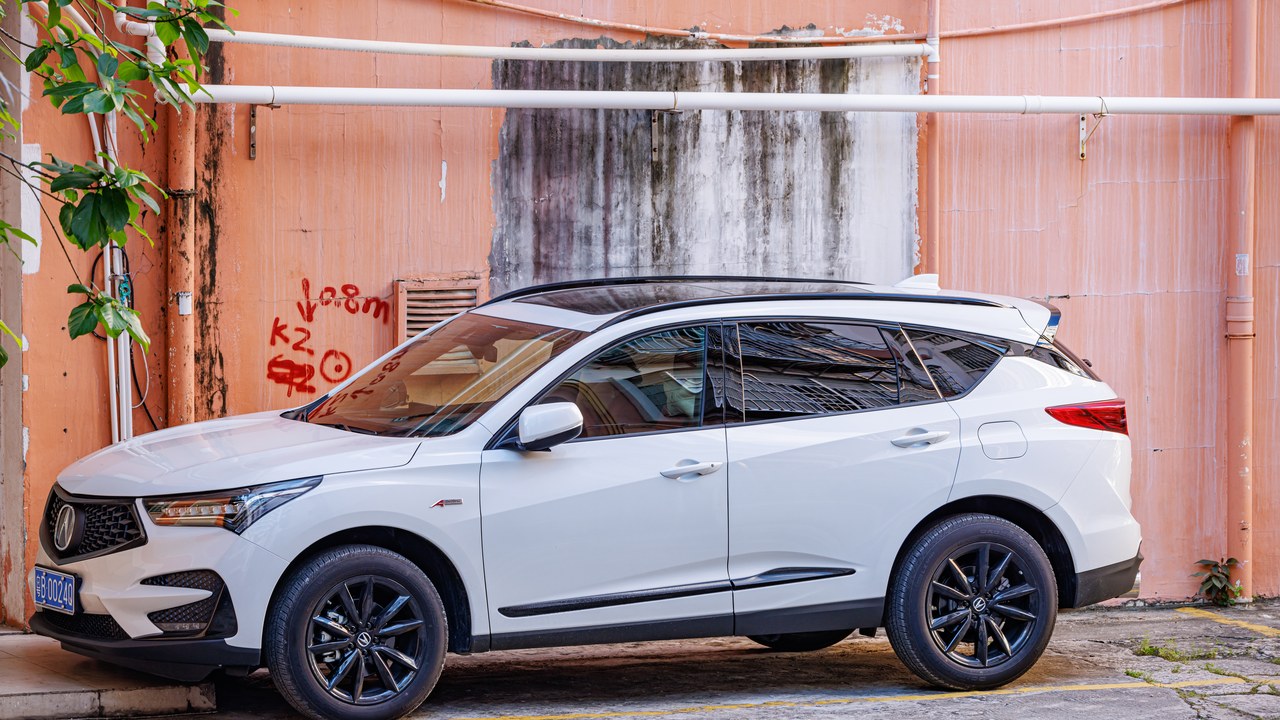 Acura RDX — Image Credit: Dinkun Chen - CC BY-SA 4.0/Wiki Commons