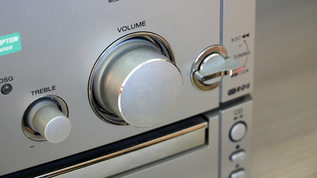 Physical volume knob — Image Credit: Santeri Viinamäki - CC BY-SA 4.0/Wiki Commons