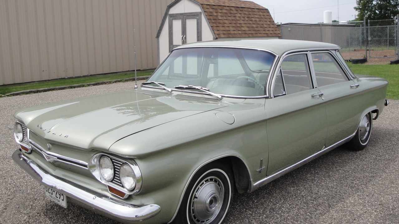 Chevrolet Corvair — Image Credit: Greg Gjerdingen from Willmar, USA - CC BY 2.0/Wiki Commons