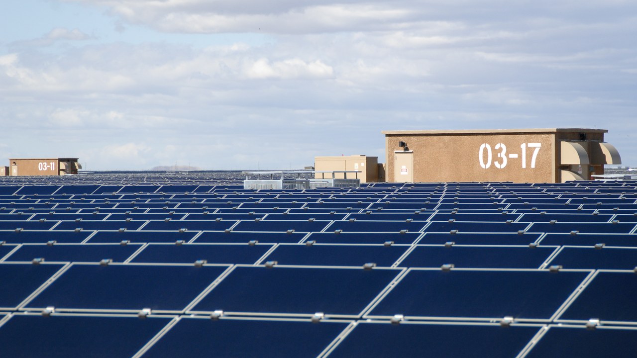 Topaz Solar Farm — Image Credit: Pacific Southwest Region from Sacramento, US - Public domain/Wiki Commons