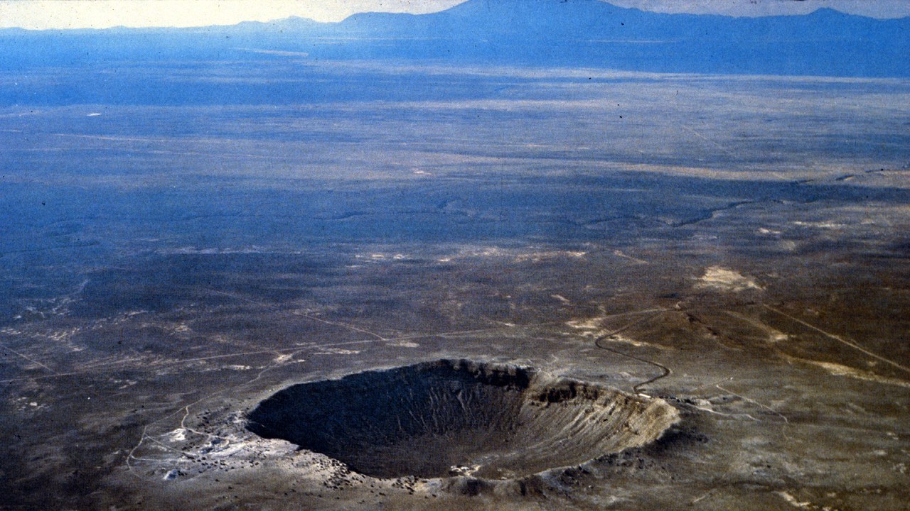 Meteor Crater — Image Credit: USGS/D. Roddy - Public domain/Wiki Commons