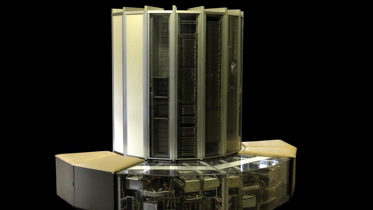 Cray-1 — Image Credit: Rama - CC BY-SA 2.0 fr/Wiki Commons