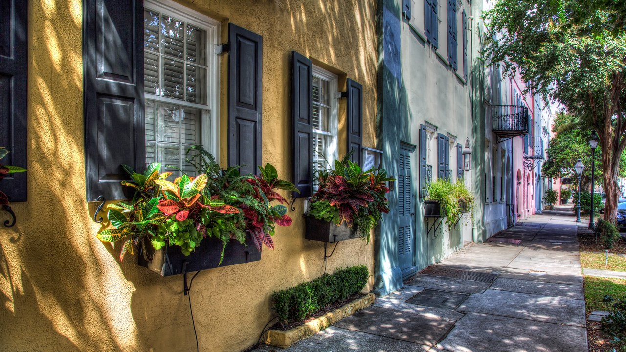 Charleston — Image Credit: John Hoey from Framingham, MA, United States - CC BY 2.0/Wiki Commons