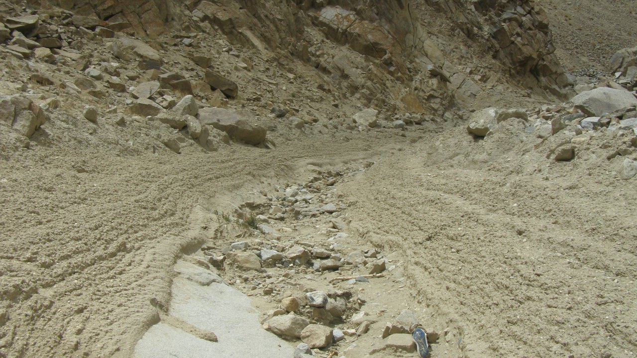 Debris flow — Image Credit: DanHobley - CC BY-SA 3.0/Wiki Commons