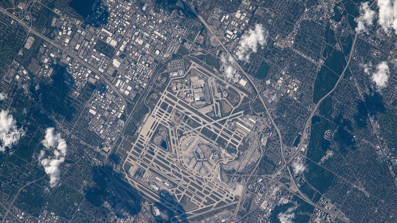 Chicago O'Hare — Image Credit: NASA - Public domain/Wiki Commons