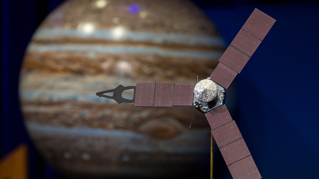 Juno — Image Credit: Aubrey Gemignani - Public domain/Wiki Commons