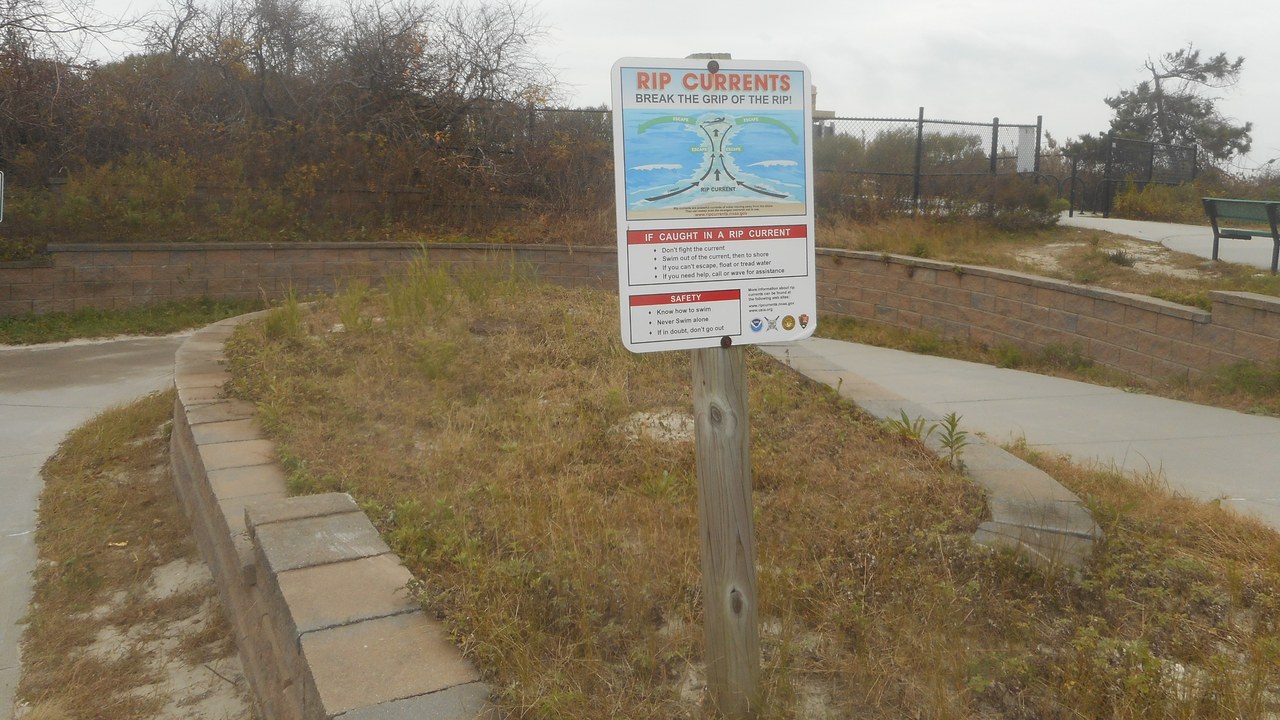 Rip current — Image Credit: DanTD - CC BY-SA 4.0/Wiki Commons