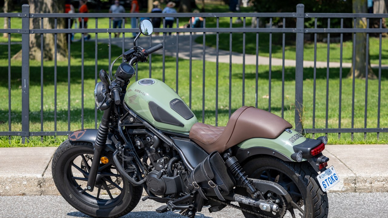 Honda Rebel 300 — Image Credit: Chris Woodrich - CC BY-SA 4.0/Wiki Commons