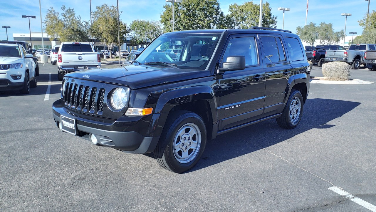 Jeep Patriot — Image Credit: HJUdall - CC0/Wiki Commons