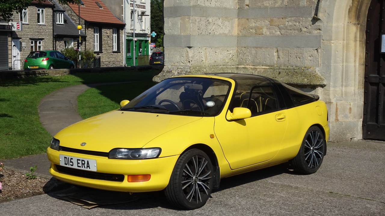 Toyota Sera — Image Credit: hugh llewelyn - CC BY-SA 2.0/Wiki Commons
