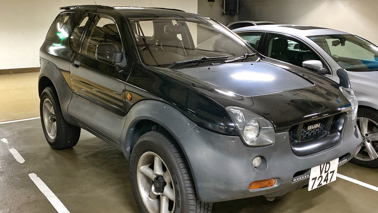 Isuzu VehiCROSS — Image Credit: Jones028 from Hong Kong - CC BY 2.0/Wiki Commons