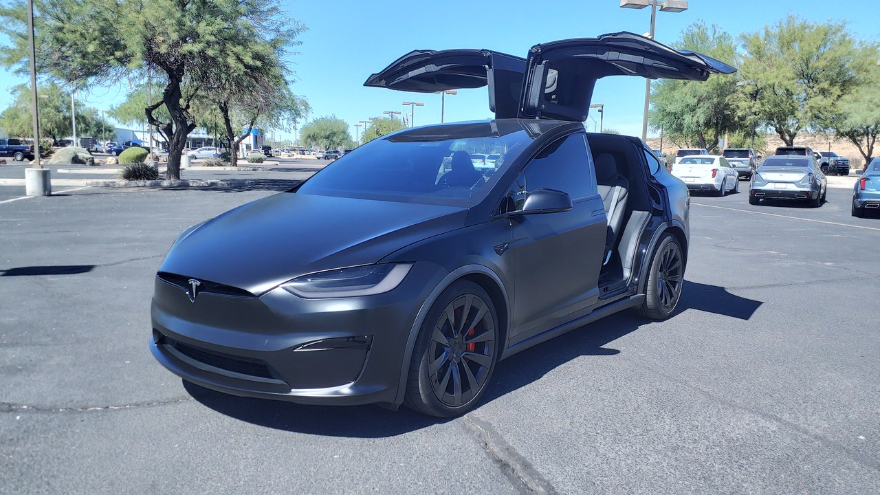 Tesla Model X — Image Credit: HJUdall - CC0/Wiki Commons
