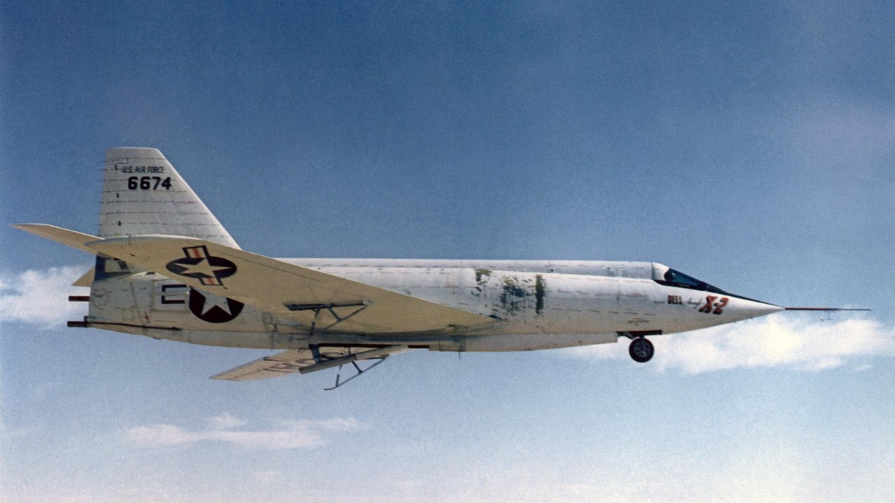 Bell X-2 — Image Credit: NASA camera operator - Public domain/Wiki Commons