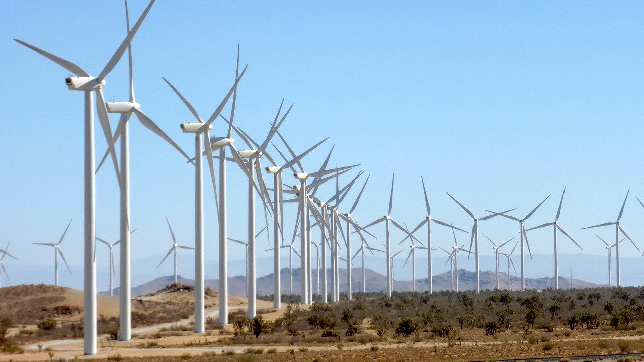 Alta Wind Energy Center — Image Credit: Z22 - CC BY-SA 3.0/Wiki Commons