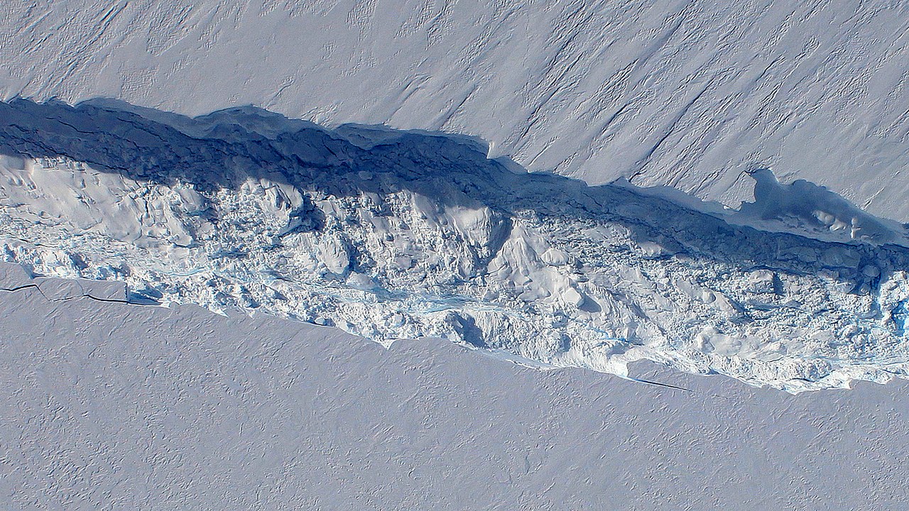 Pine Island Glacier — Image Credit: NASA Goddard Space Flight Center from Greenbelt, MD, USA - Public domain/Wiki Commons
