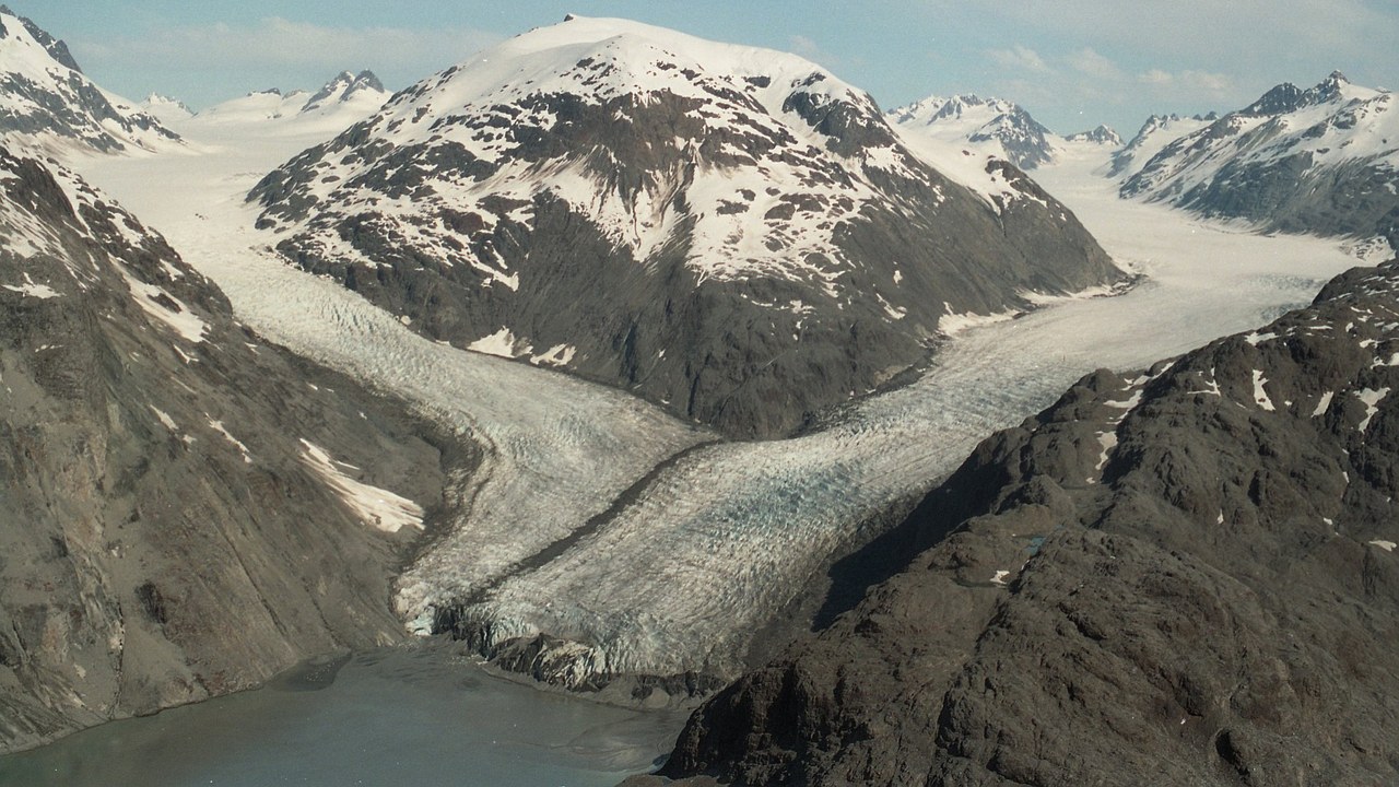 Muir Glacier — Image Credit: LCGS Russ - CC BY 3.0/Wiki Commons