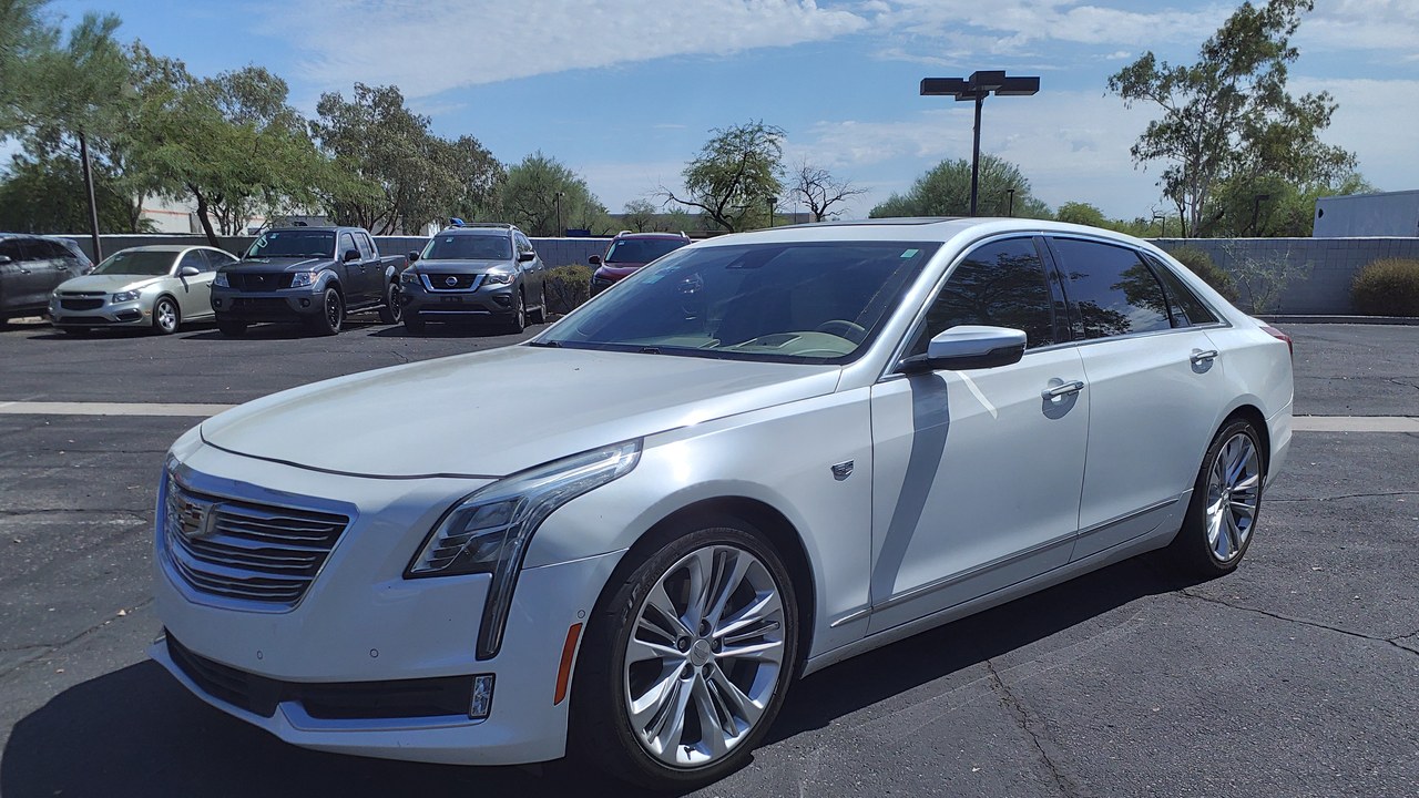 Cadillac CT6 — Image Credit: HJUdall - CC0/Wiki Commons