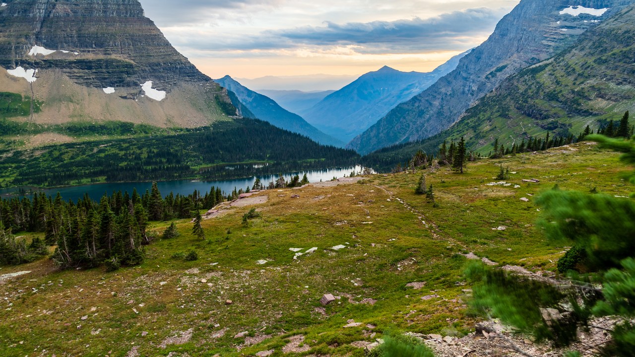 Glacier National Park — Image Credit: aparlette - CC BY 2.0/Wiki Commons