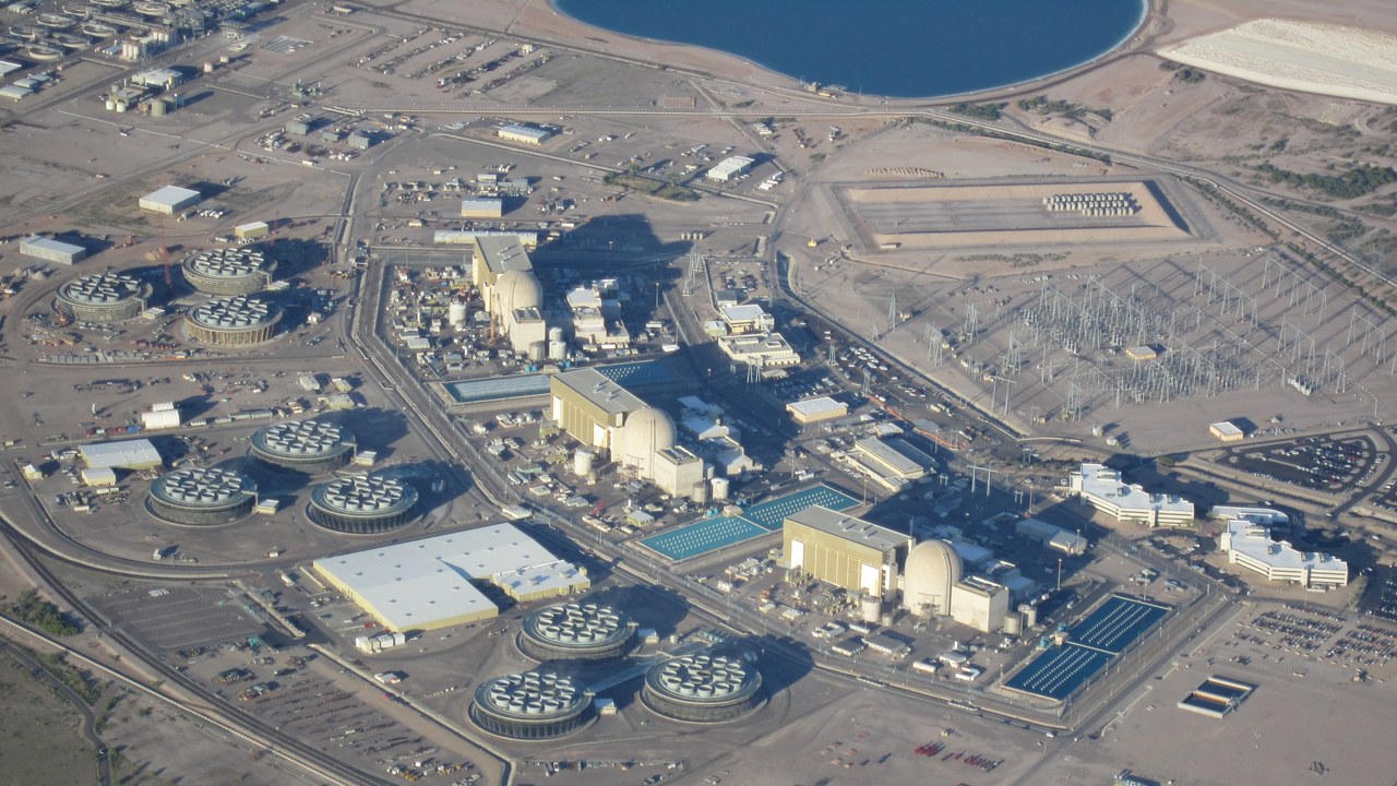 Palo Verde Nuclear Generating Station — Image Credit: Cuhlik - Public domain/Wiki Commons