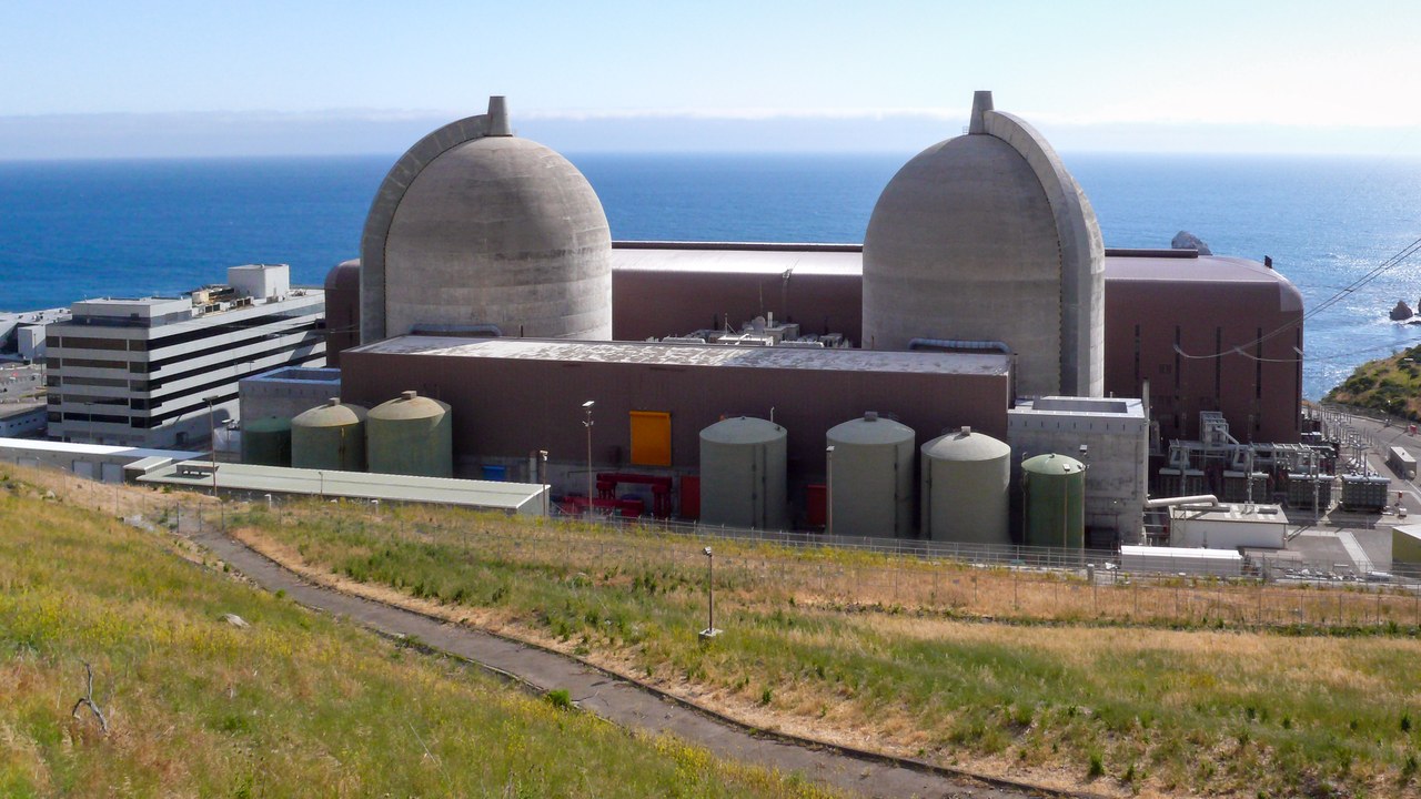 Diablo Canyon Power Plant — Image Credit: Tracey Adams - CC BY 2.0/Wiki Commons