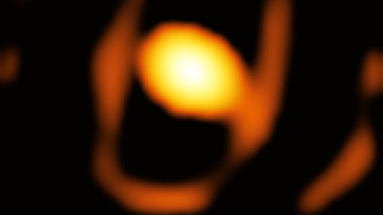 WOH G64 — Image Credit: ESO/K. Ohnaka et al. - CC BY 4.0/Wiki Commons
