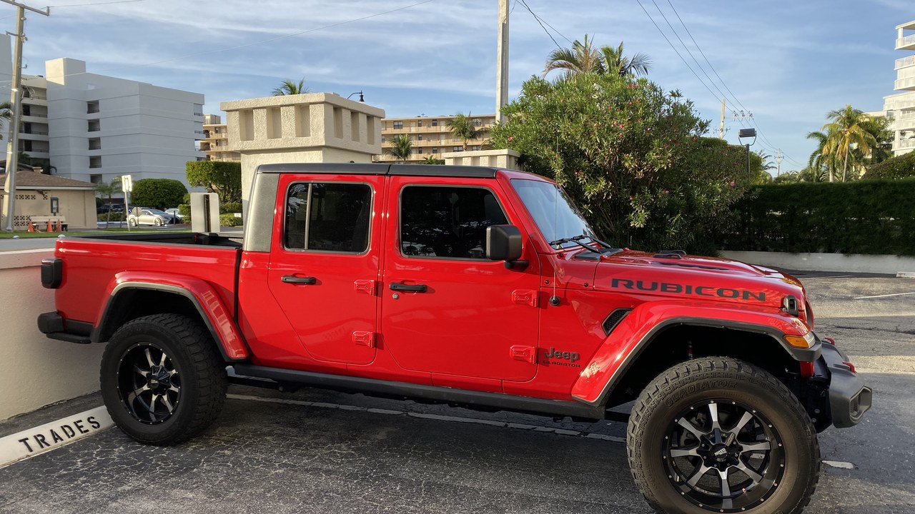Jeep Gladiator — Image Credit: CZmarlin - CC BY-SA 4.0/Wiki Commons