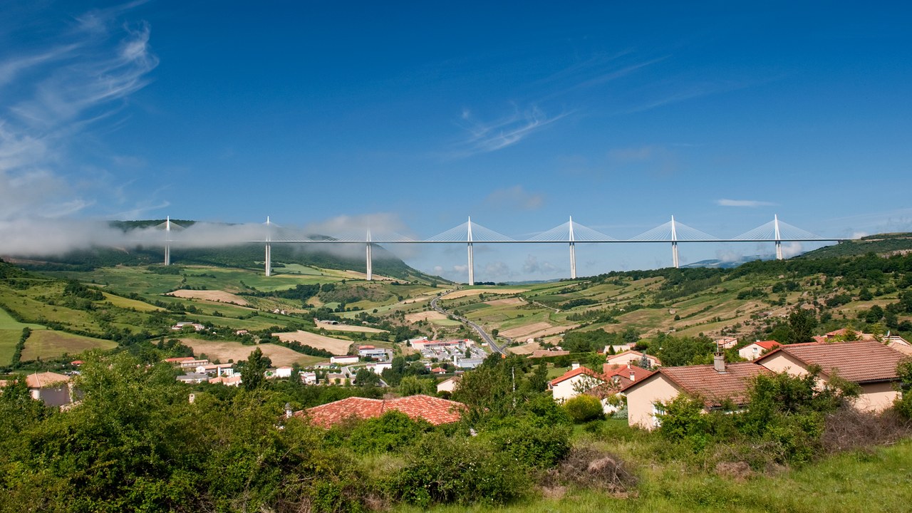 Millau Viaduct — Image Credit: Stefan Krause, Germany - CC BY-SA 3.0/Wiki Commons