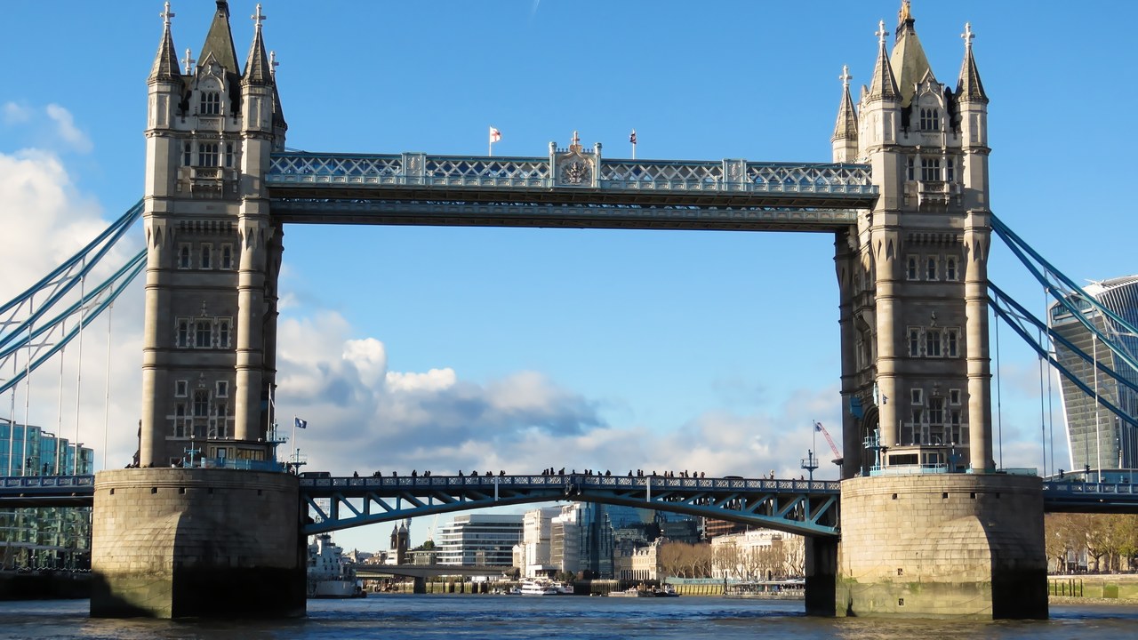 Tower Bridge — Image Credit: Acabashi - CC BY-SA 4.0/Wiki Commons
