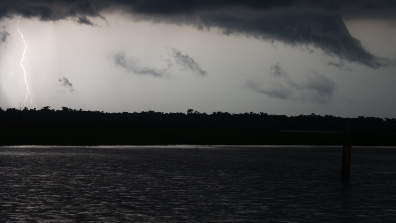 Lake Maracaibo — Image Credit: Fernando Flores from Caracas, Venezuela - CC BY-SA 2.0/Wiki Commons