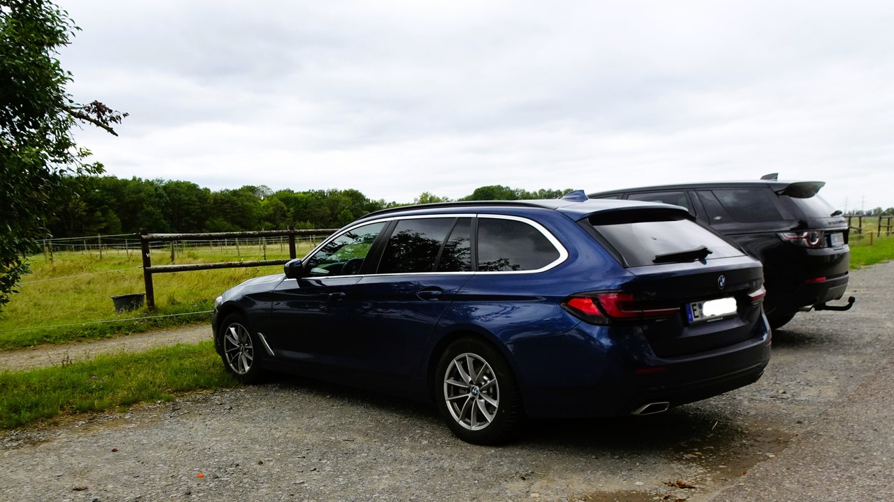 BMW 5 Series Touring — Image Credit: Charles from Port Chester, New York - CC BY 2.0/Wiki Commons