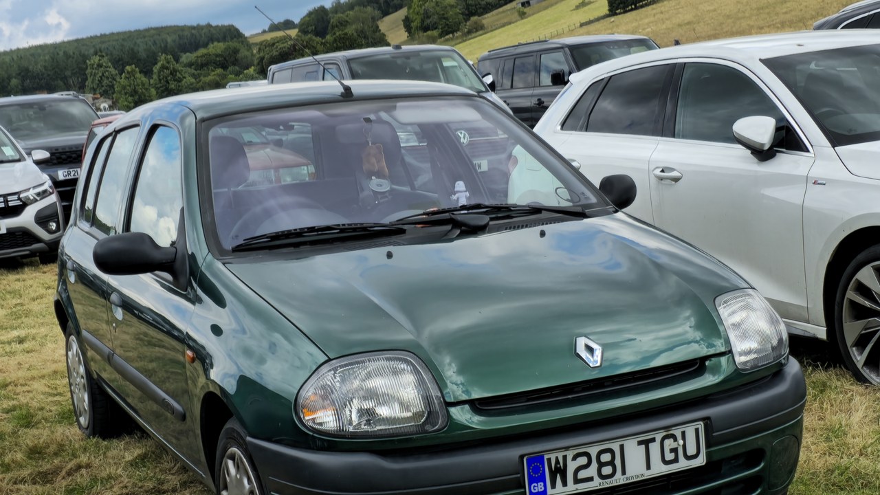 Renault Clio — Image Credit: Calreyn88 - CC BY-SA 4.0/Wiki Commons