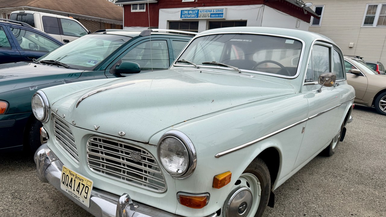 Volvo Amazon — Image Credit: Oleg Yunakov - CC BY-SA 4.0/Wiki Commons