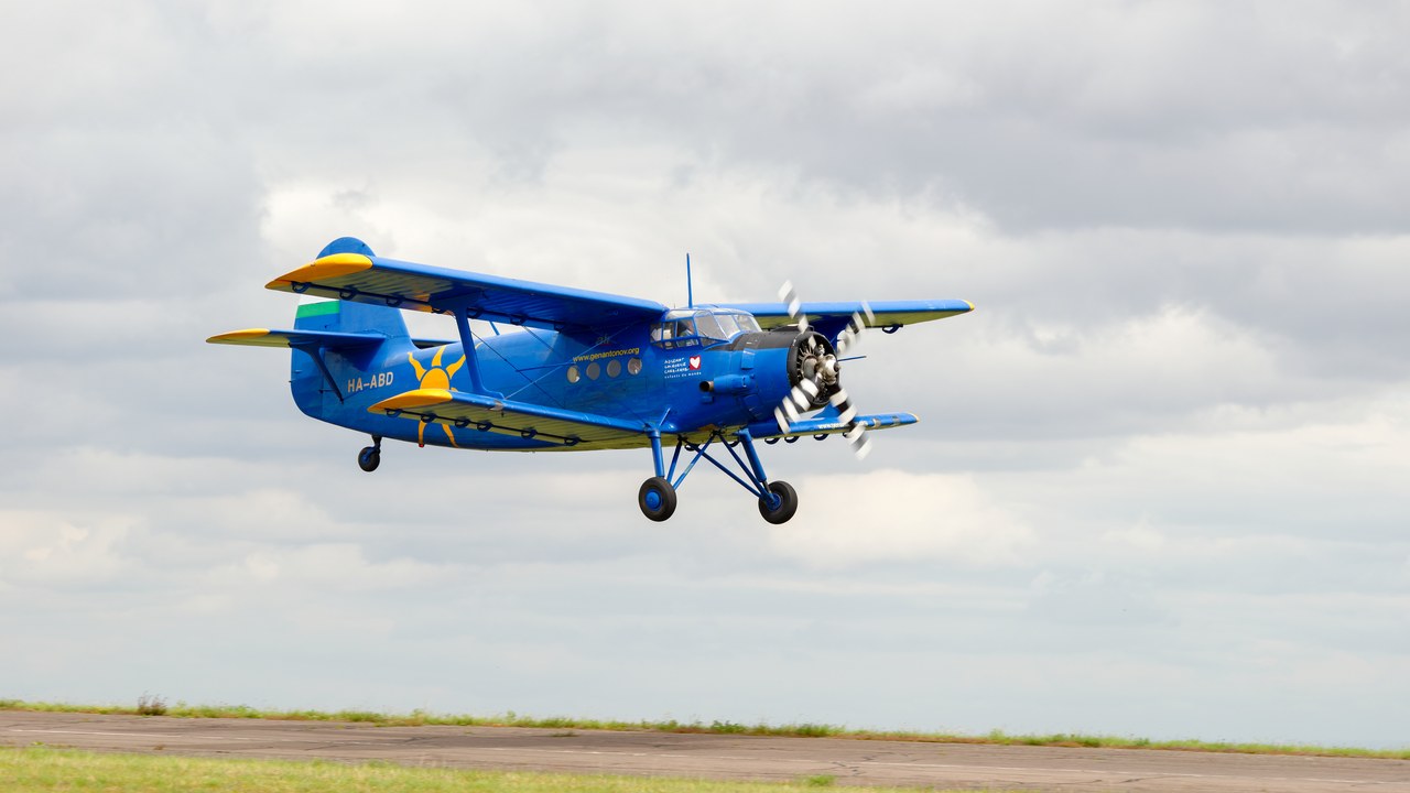 Antonov An-2 — Image Credit: François de Dijon - CC BY-SA 4.0/Wiki Commons