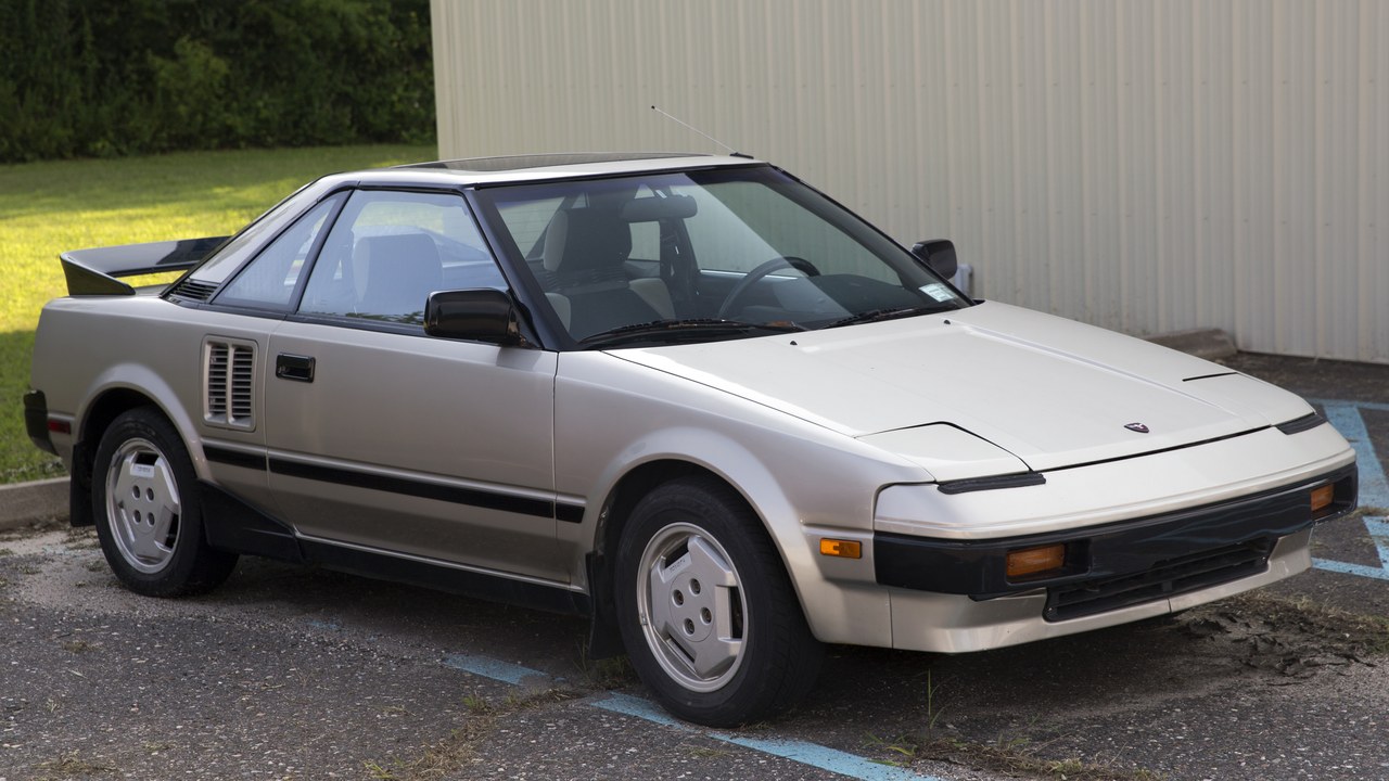 Toyota MR2 — Image Credit: Mr.choppers - CC BY-SA 3.0/Wiki Commons