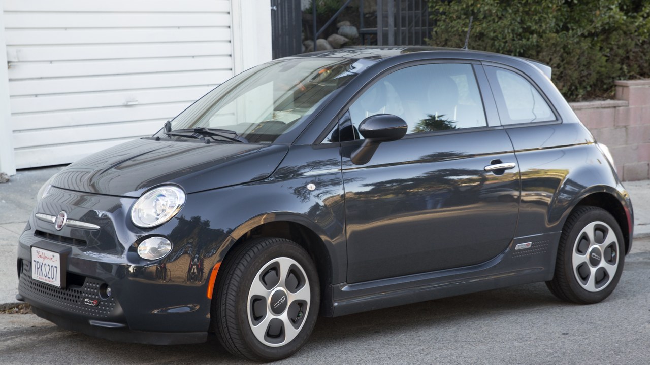 Fiat 500e — Image Credit: Mr.choppers - CC BY-SA 3.0/Wiki Commons