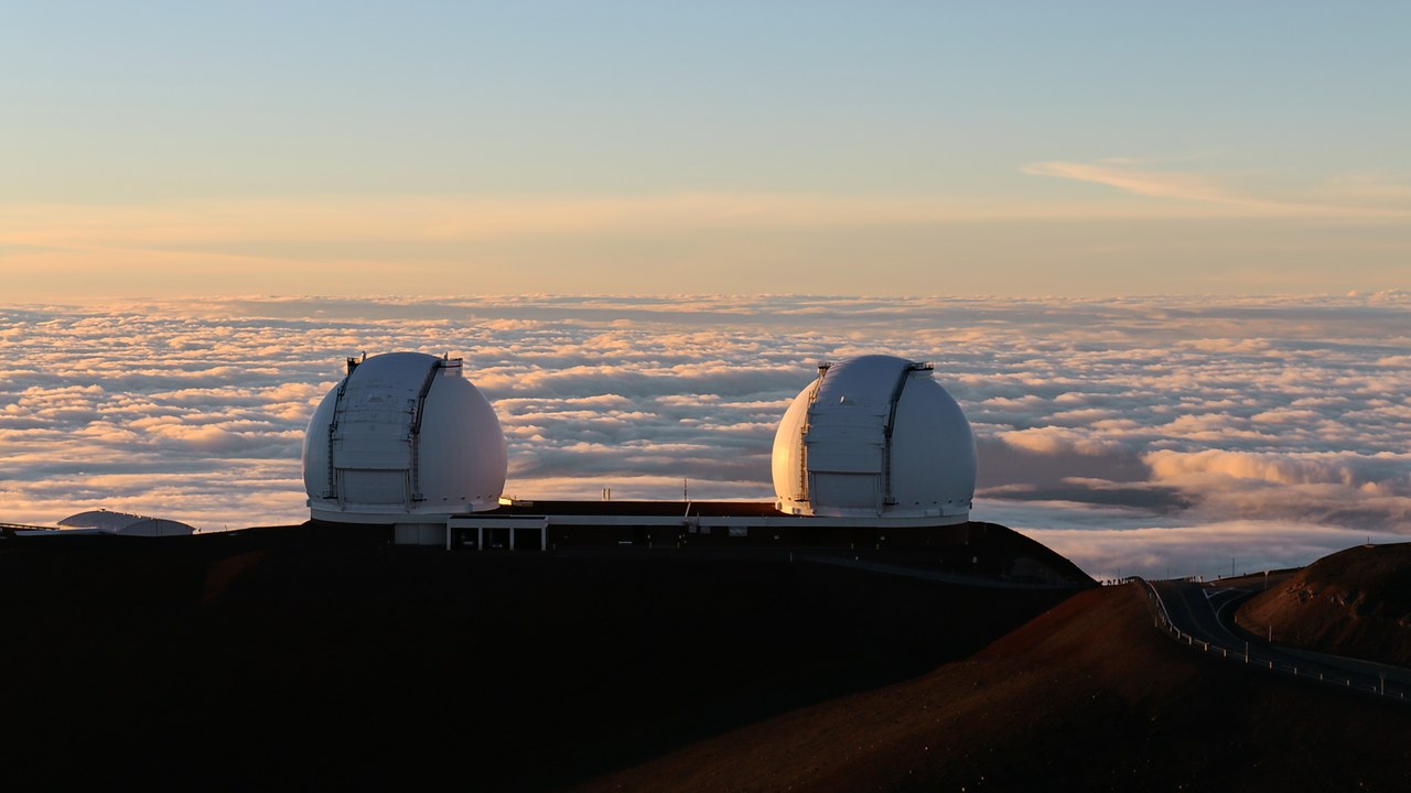 Keck Observatory — Image Credit: Robert Linsdell - CC BY 3.0/Wiki Commons
