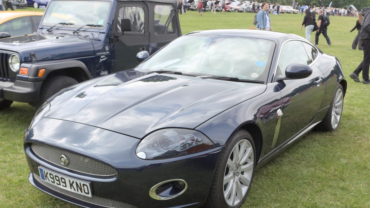 Jaguar XK — Image Credit: Aethonatic - CC0/Wiki Commons