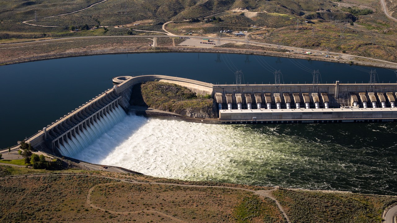 Aerial of Chief Joseph Dam.jpg