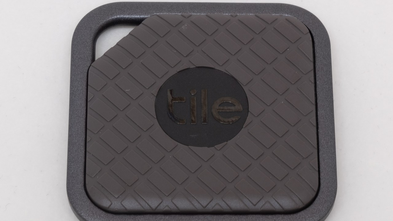 Tile tracker — Image Credit: Gregory Varnum - CC BY-SA 4.0/Wiki Commons