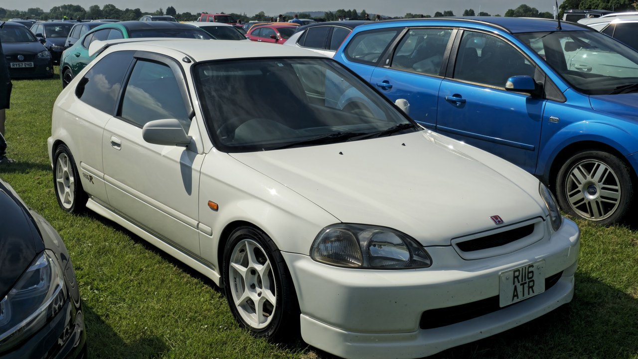 Honda Civic Type R — Image Credit: Calreyn88 - CC BY-SA 4.0/Wiki Commons