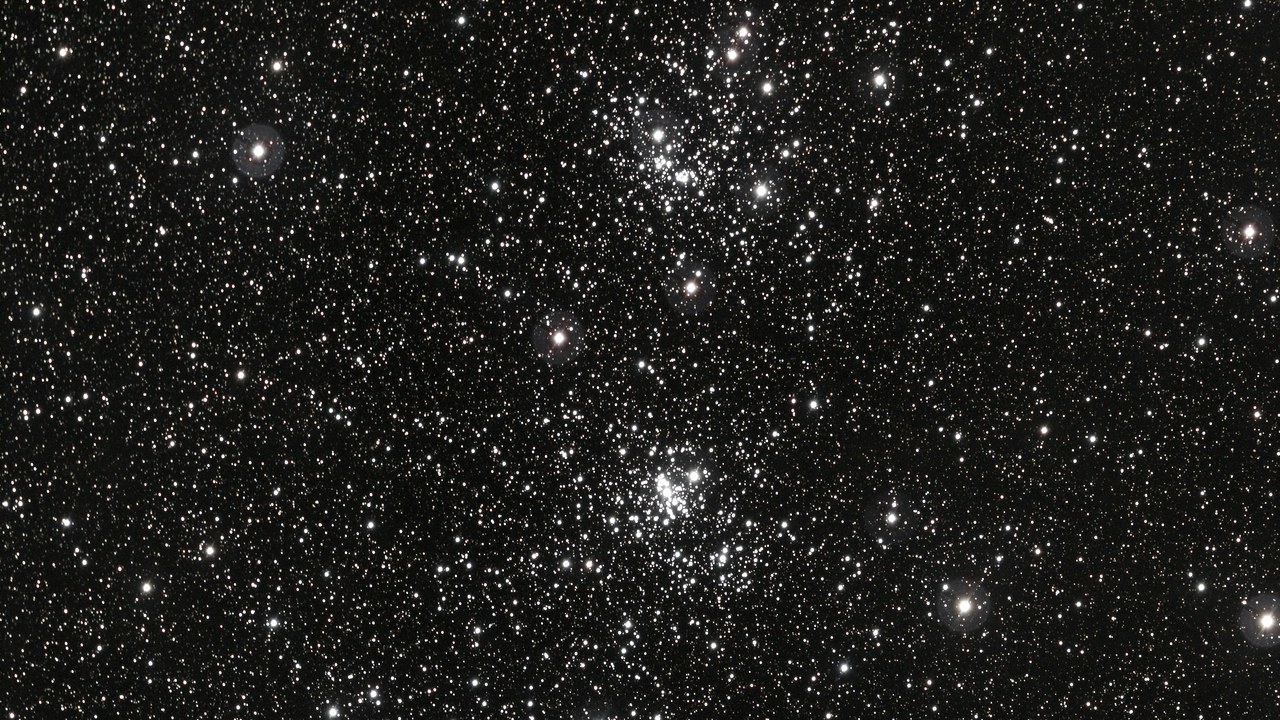 Double Cluster — Image Credit: Stephen Rahn from Macon, GA, USA - CC0/Wiki Commons