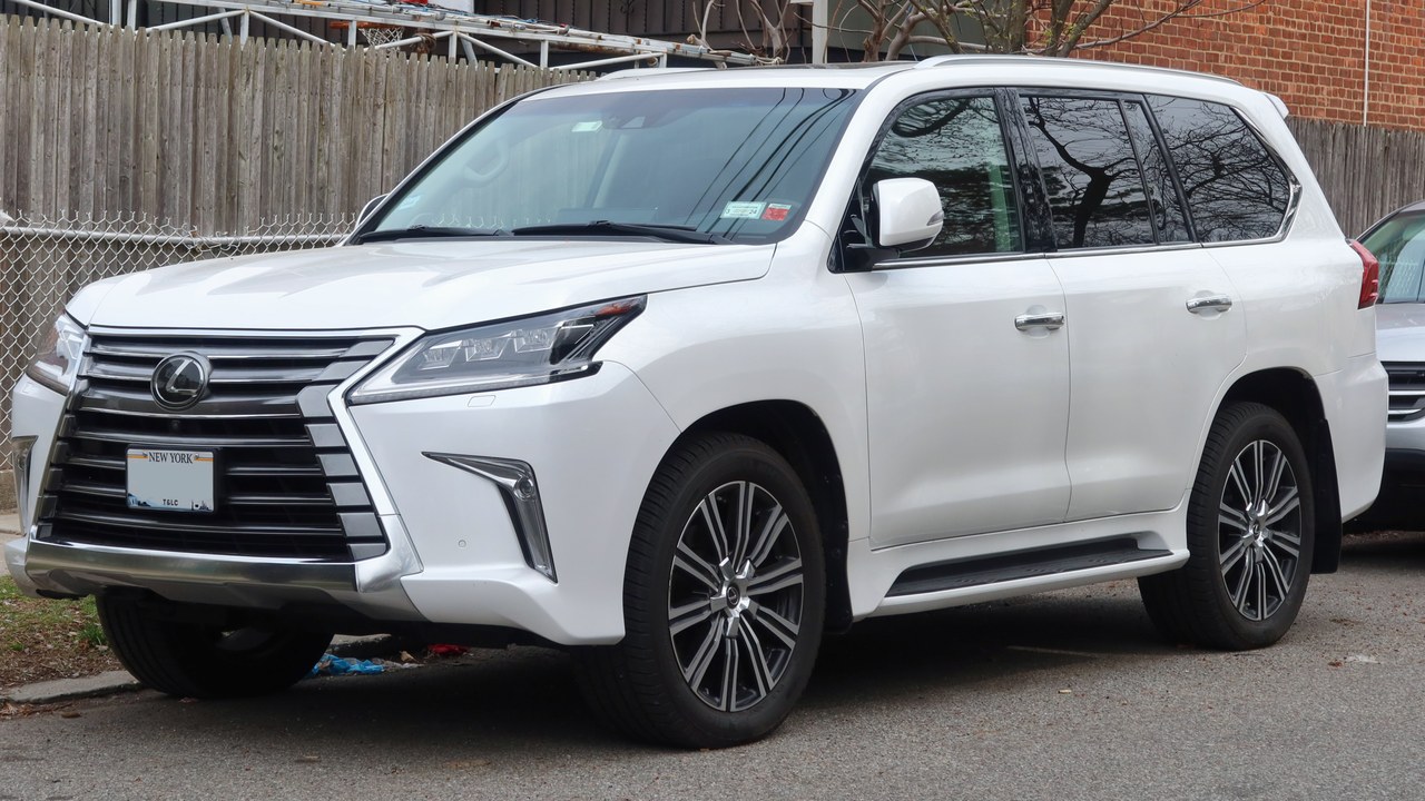 Lexus LX — Image Credit: Kevauto - CC BY-SA 4.0/Wiki Commons