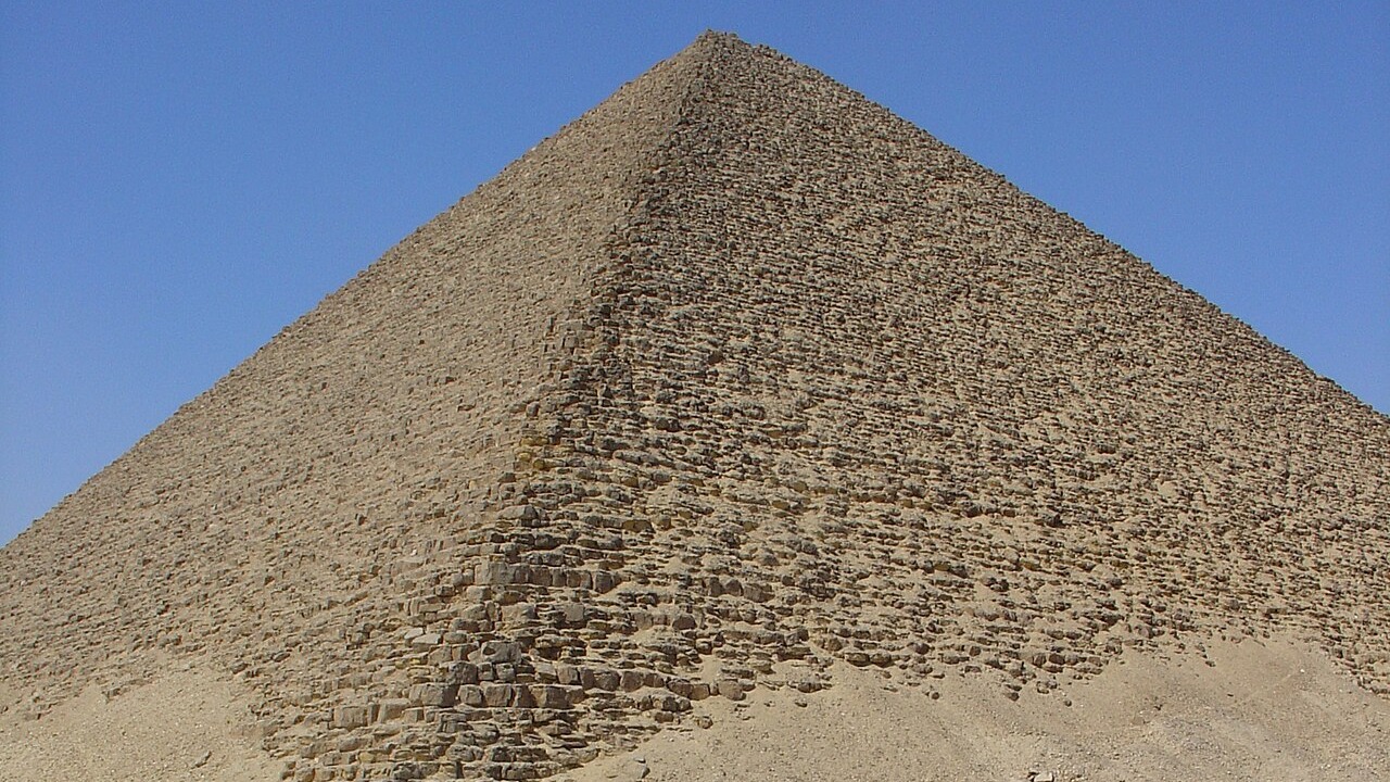 Snofru's Red Pyramid in Dahshur (2)