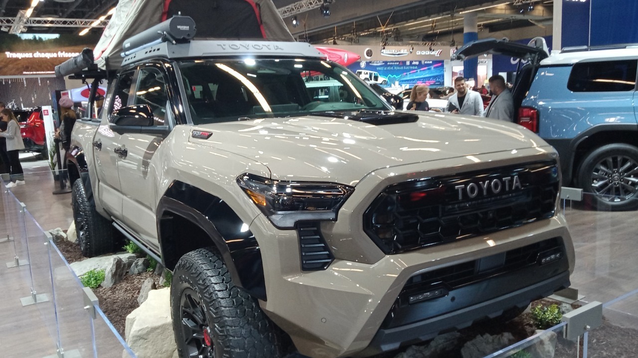 2025 Toyota Tacoma au SIAM 2025 Bull-Doser – Public domain/Wiki Commons
