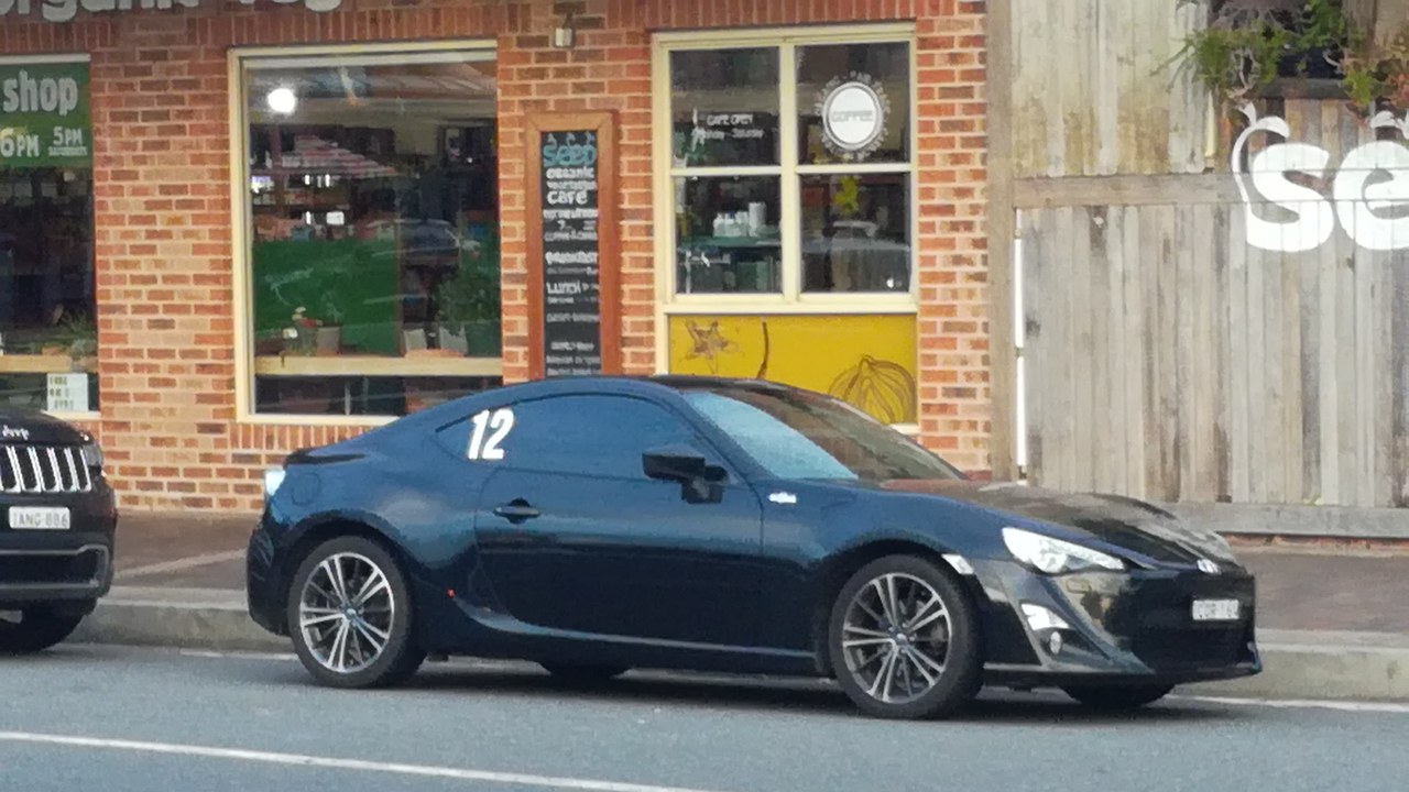 Scion FR-S — Image Credit: Hugh Llewelyn from Keynsham, UK - CC BY-SA 2.0/Wiki Commons