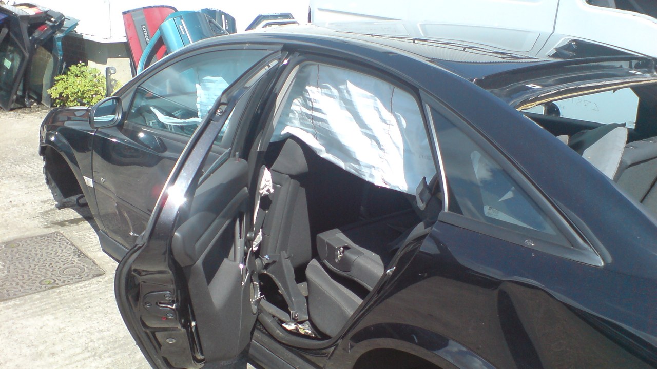 Front airbags — Image Credit: Janipewter - Public domain/Wiki Commons