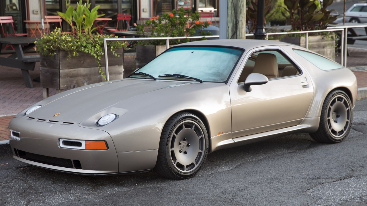Porsche 928 — Image Credit: Mr.choppers - CC BY-SA 3.0/Wiki Commons