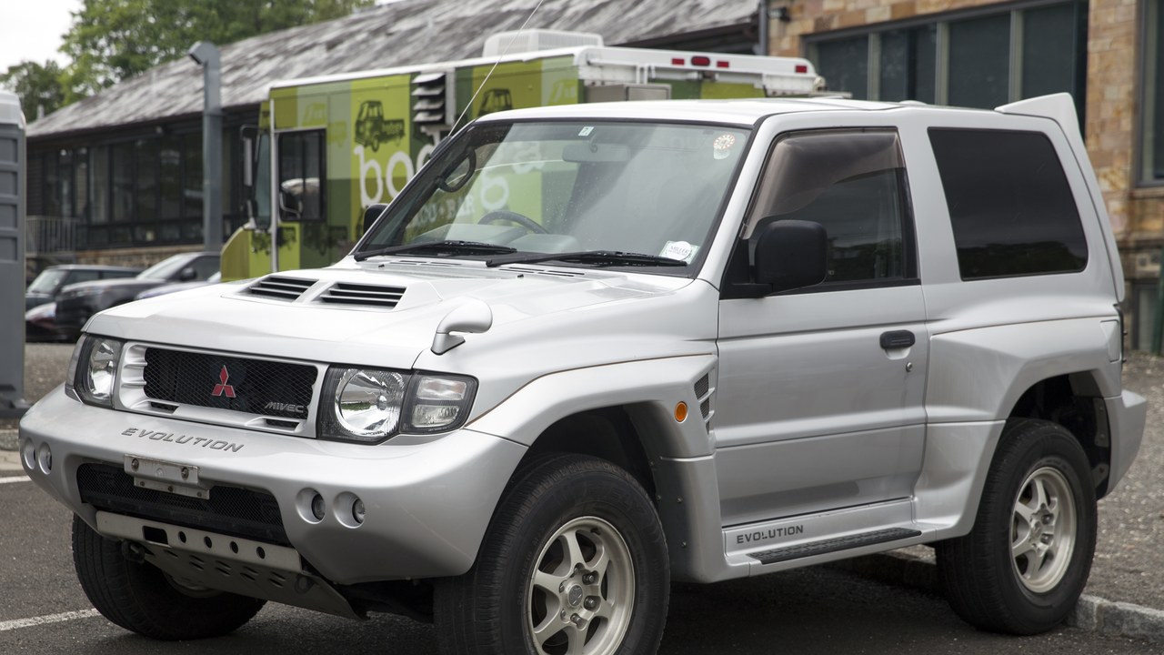 Mitsubishi Pajero Evolution — Image Credit: Mr.choppers - CC BY-SA 4.0/Wiki Commons