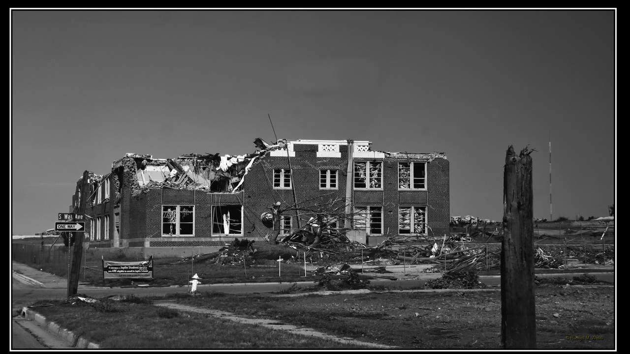 Joplin, Missouri EF5 (May 22, 2011) — Image Credit: Lawyerwebb - CC BY-SA 4.0/Wiki Commons