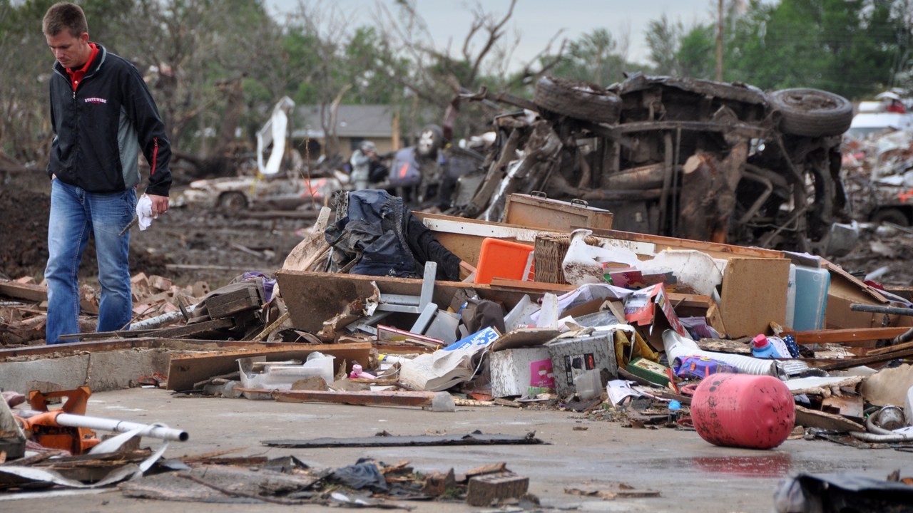 Newcastle–Moore, Oklahoma EF5 (May 20, 2013) — Image Credit: SrA Mark Hybers - Public domain/Wiki Commons